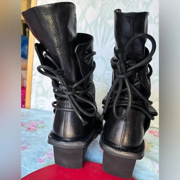 Trippen Canvas F leather lace up wedge boots in black color Size 39 = US 8