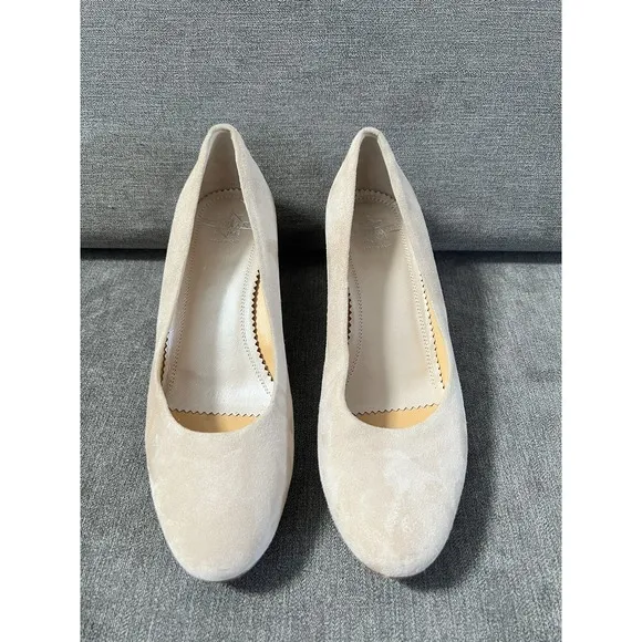 Truman's Wedge Heels Suede Size 8.5 38.5
