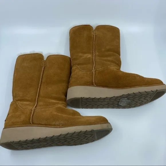 UGG 6 Koolaburra‎ Chestnut Classic Short Leather Boots