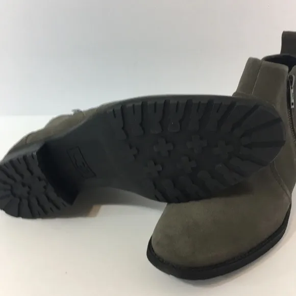Ugg Aureoles II  size 8.5