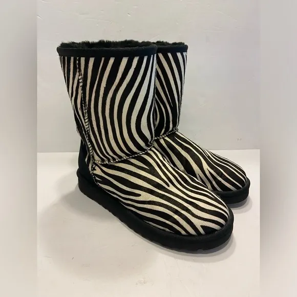 UGG AUSTRALIA CLASSIC EXOTIC CALF HAIR  ZEBRA BOOTS  #1002790 SIZE 7