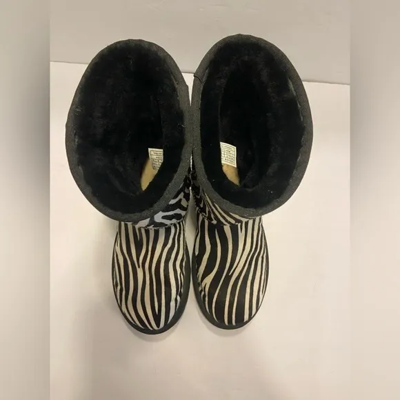 UGG AUSTRALIA CLASSIC EXOTIC CALF HAIR  ZEBRA BOOTS  #1002790 SIZE 7