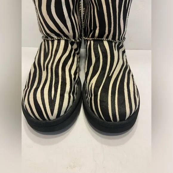 UGG AUSTRALIA CLASSIC EXOTIC CALF HAIR  ZEBRA BOOTS  #1002790 SIZE 7
