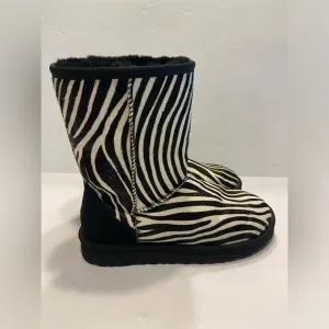 UGG AUSTRALIA CLASSIC EXOTIC CALF HAIR  ZEBRA BOOTS  #1002790 SIZE 7