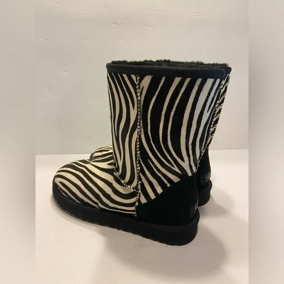 UGG AUSTRALIA CLASSIC EXOTIC CALF HAIR  ZEBRA BOOTS  #1002790 SIZE 7