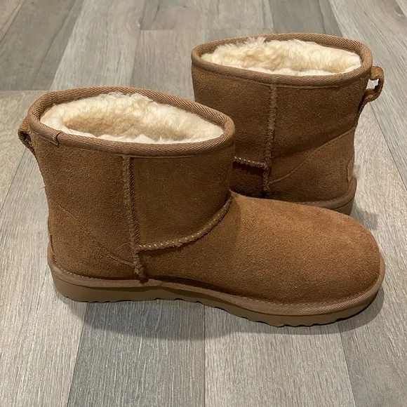 UGG Australia Classic Mini Rubber Logo Chestnut Boots