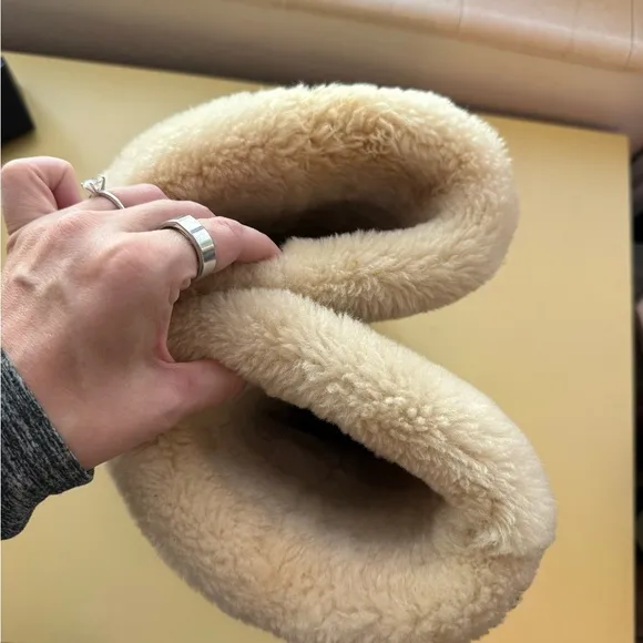UGG AUSTRALIA | Classic Tall Sheepskin Boots - Chestnut