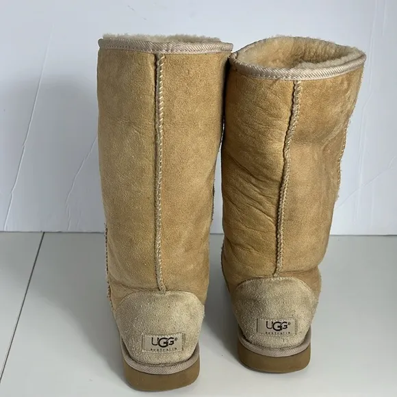 UGG Australia Classic Tan Winter Tall Boots for Women’s Size 7