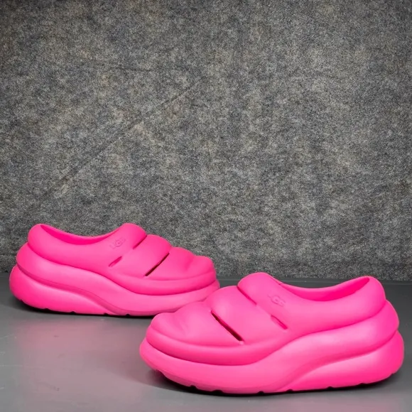 UGG Australia Sport Yeah Clog Pink EVA Women's Size 6 1132890