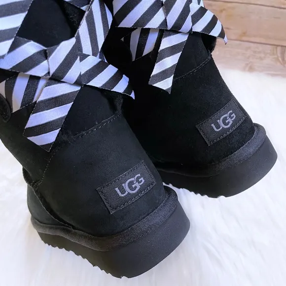 UGG Bailey Bow Diagonal Stripes Black Boots