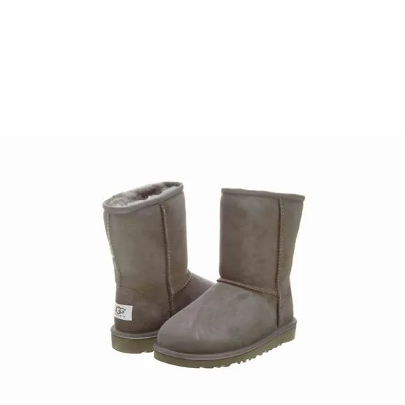UGG Big Kid Girls Classic Boots Size 5