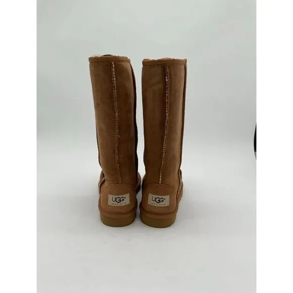 UGG Big Kids Classic Tall Boots‎ Chestnut New In Box Size 2Y