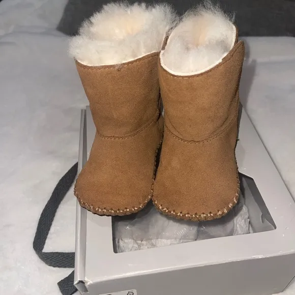 UGG Boots Baby Classic