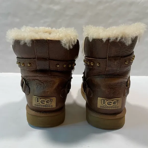 UGG Boots sz 7 Leather Sherpa Lined Classic Mini Emersen Studs Biker UGG