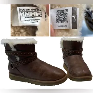 UGG Boots sz 7 Leather Sherpa Lined Classic Mini Emersen Studs Biker UGG