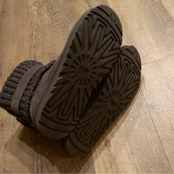 Ugg | Cambridge Knit Leather Boots