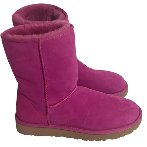 UGG Classic boots Pink Women’s  size 8