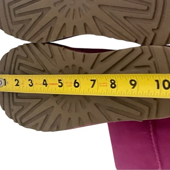 UGG Classic boots Pink Women’s  size 8