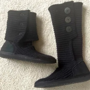 UGG Classic Cardy Sweater Knit Boots Size 8