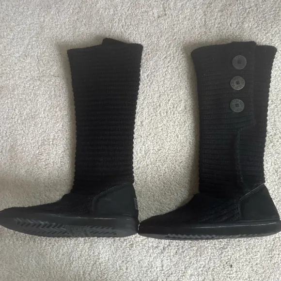 UGG Classic Cardy Sweater Knit Boots Size 8
