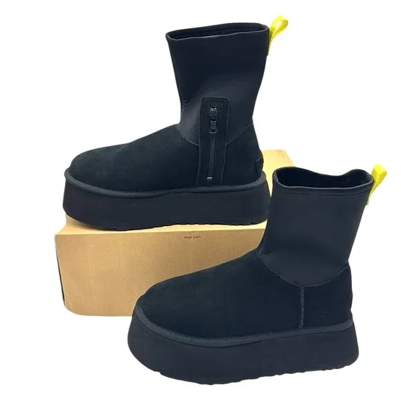 UGG Classic Dipper Platform Ankle Boots Size 9