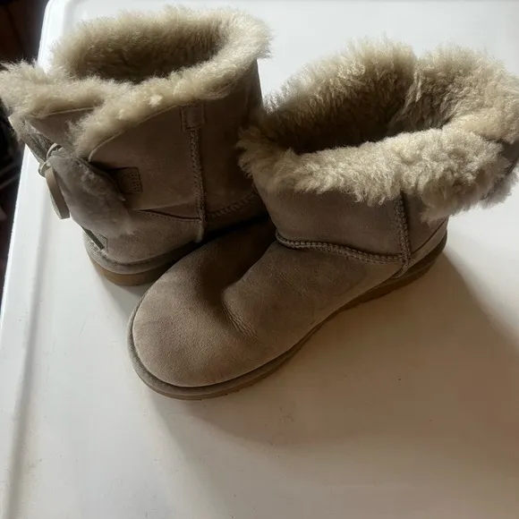 UGG Classic Double Bow Mini boots
