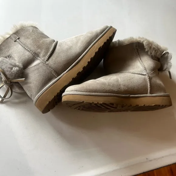 UGG Classic Double Bow Mini boots