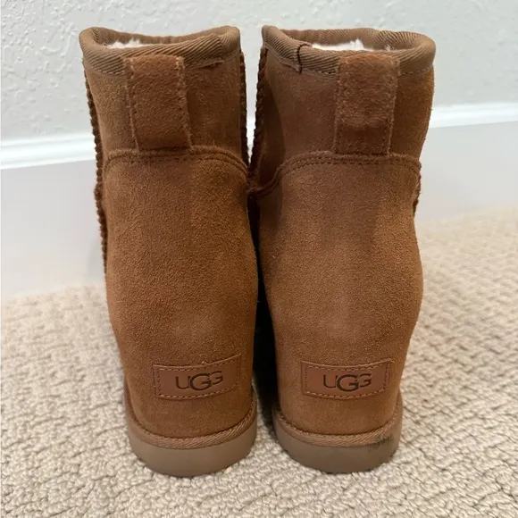 UGG Classic Femme Mini Boots size 12 in Camel