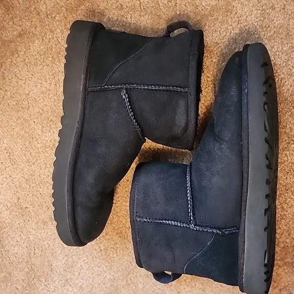 UGG Classic II Mini Boots