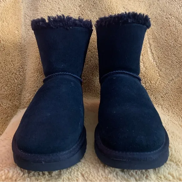 Ugg Classic Mini Bailey Bow II Boots Women’s Size 6