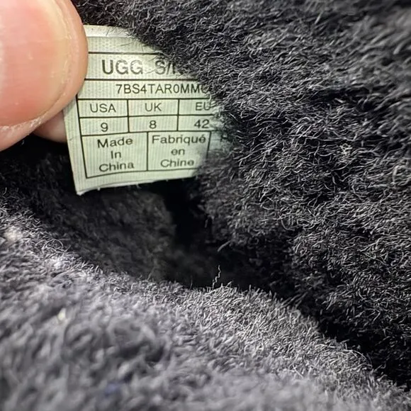 UGG Classic Mini Black Fur Lined Winter Boots Women's Size 9