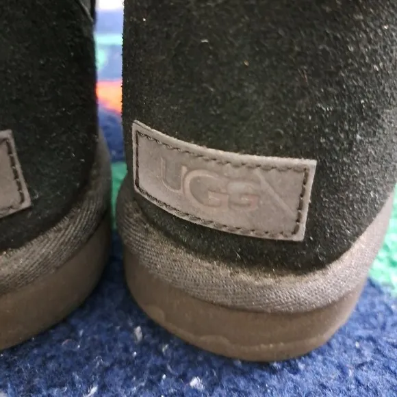 UGG Classic Mini II Croc Velvet Black Suede Ankle Boots Size US 8.5 Women