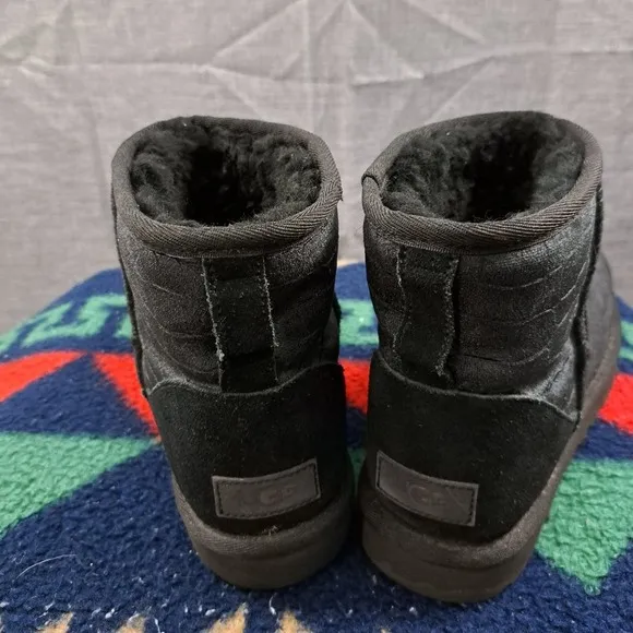 UGG Classic Mini II Croc Velvet Black Suede Ankle Boots Size US 8.5 Women