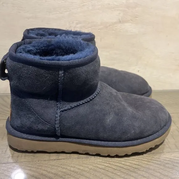UGG CLASSIC MINI II Winter Lined Boots 1016222 Navy Blue Women’s Size 7