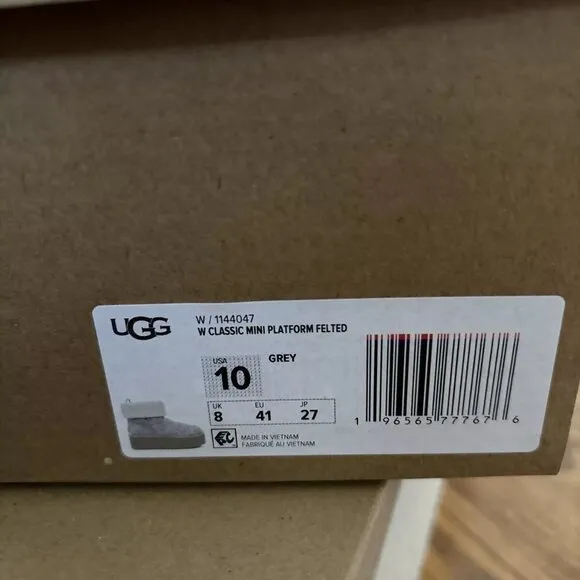 UGG CLASSIC MINI PLATFORM FELTED SHEEPSKIN WOMEN'S BOOTS SIZE US 10