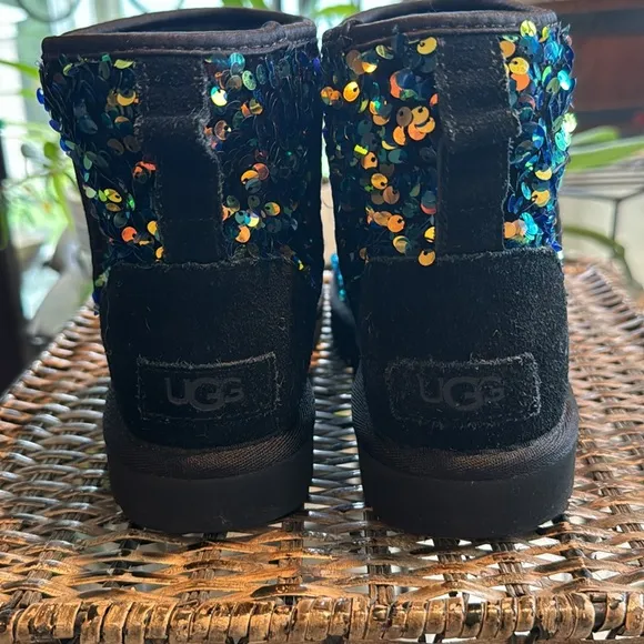 UGG classic mini stellar sequin black sparkling boots size 5