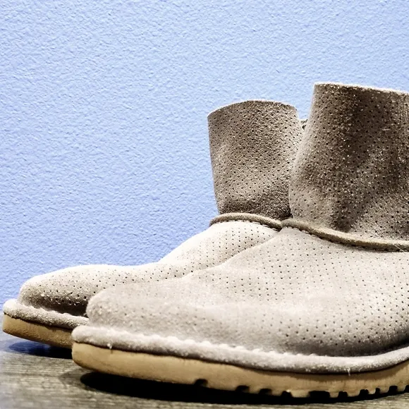 UGG Classic Mini Unlined Perf Boots Size 7
