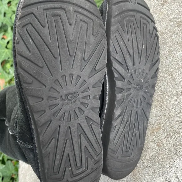 UGG classic short boots