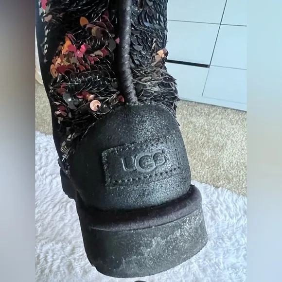 Ugg classic short sequence boot 8