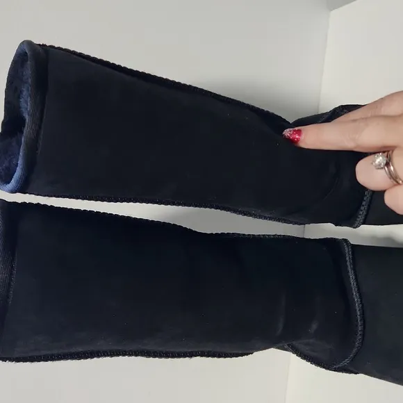 Ugg classic tall black boots- size 7