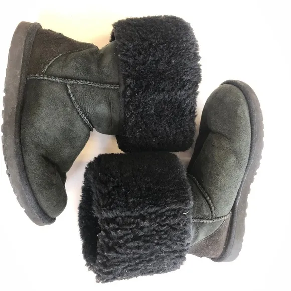 UGG Classic Tall Boots Size 6