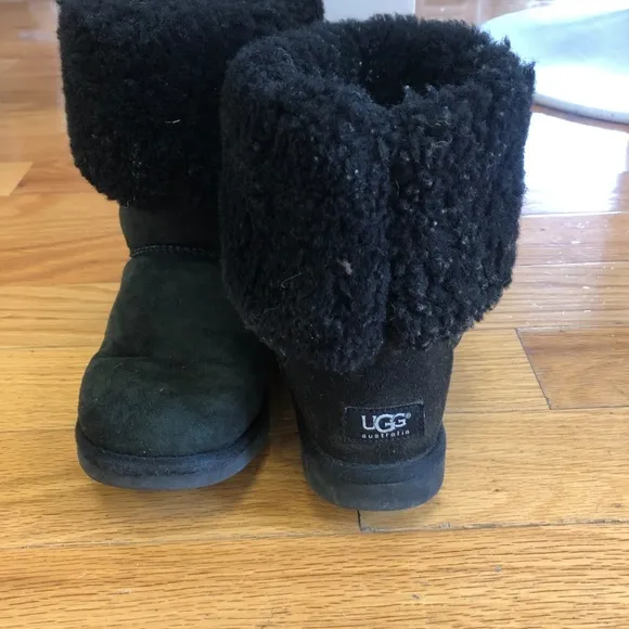 UGG Classic Tall Boots Size 6