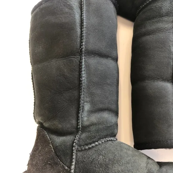 UGG Classic Tall Boots Size 6
