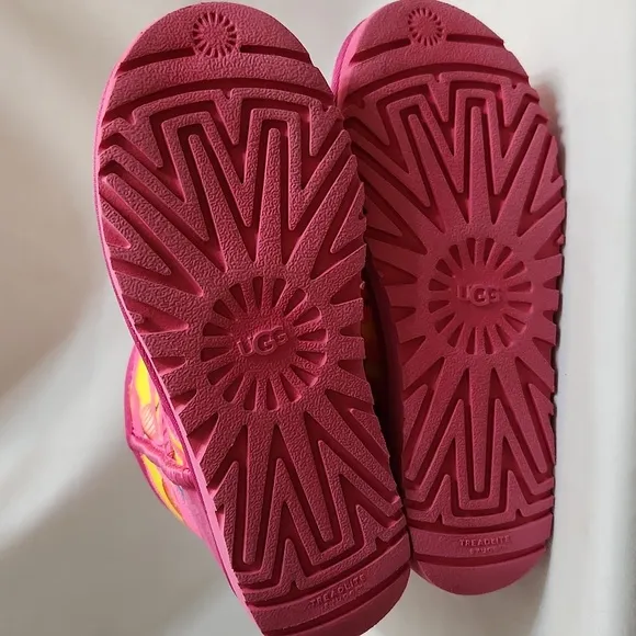 UGG Classic Tiger Flower Mini boots (size 6)