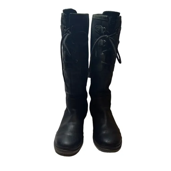 UGG Ellsa Weatherproof Leather Woman Shoes Size 7.5