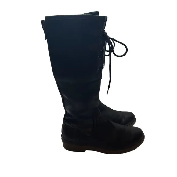 UGG Ellsa Weatherproof Leather Woman Shoes Size 7.5