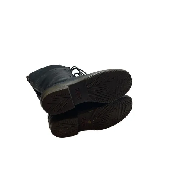UGG Ellsa Weatherproof Leather Woman Shoes Size 7.5