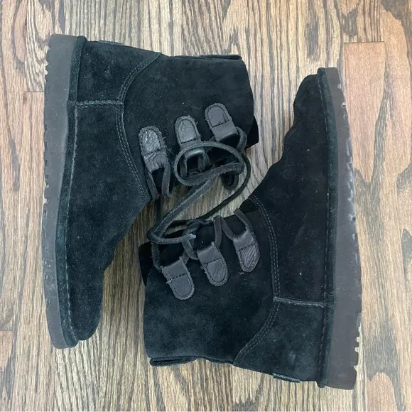 UGG Elvi black suede lace up boots size 6