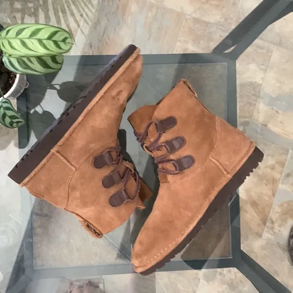 UGG Elvi Chestnut Suede Lace-Up Boots