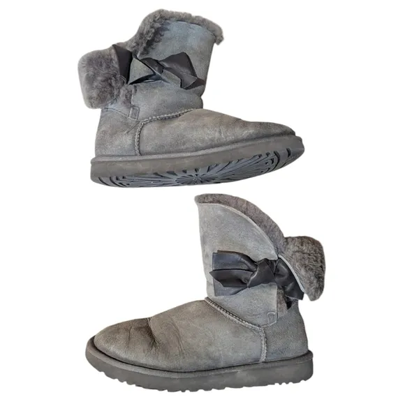 UGG Grey Daelynn Boots Shearling Suede Size 10